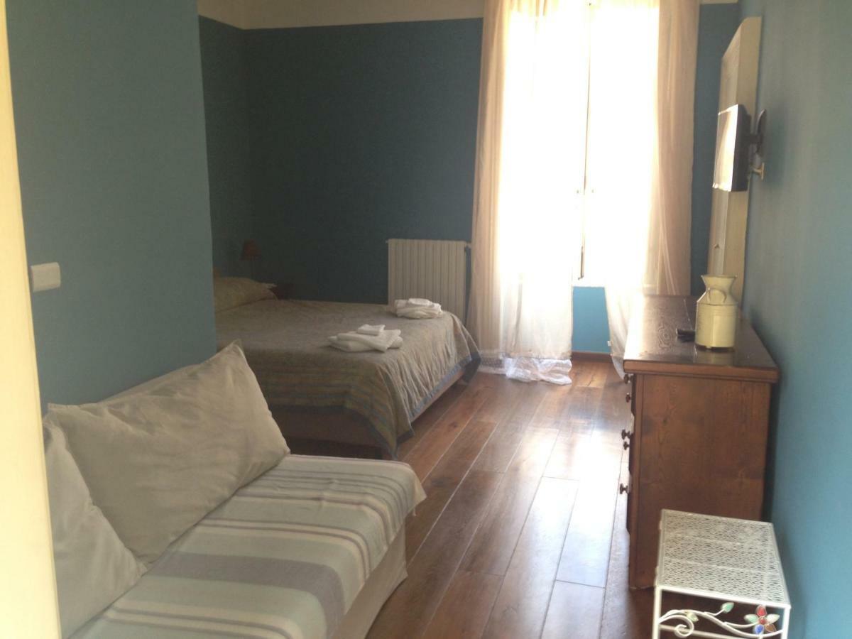 B & B Luca Giordano N6 Naples Exterior photo
